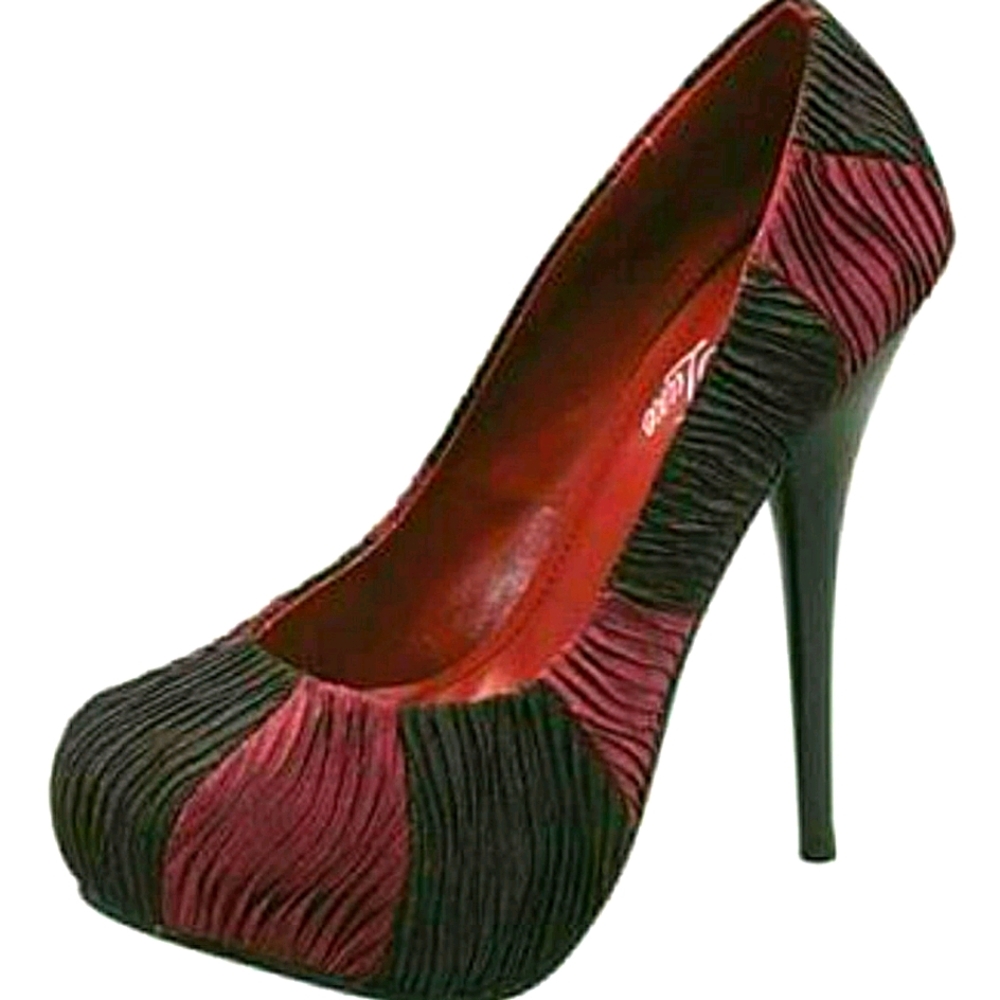 Lady Luxe Satin Pumps